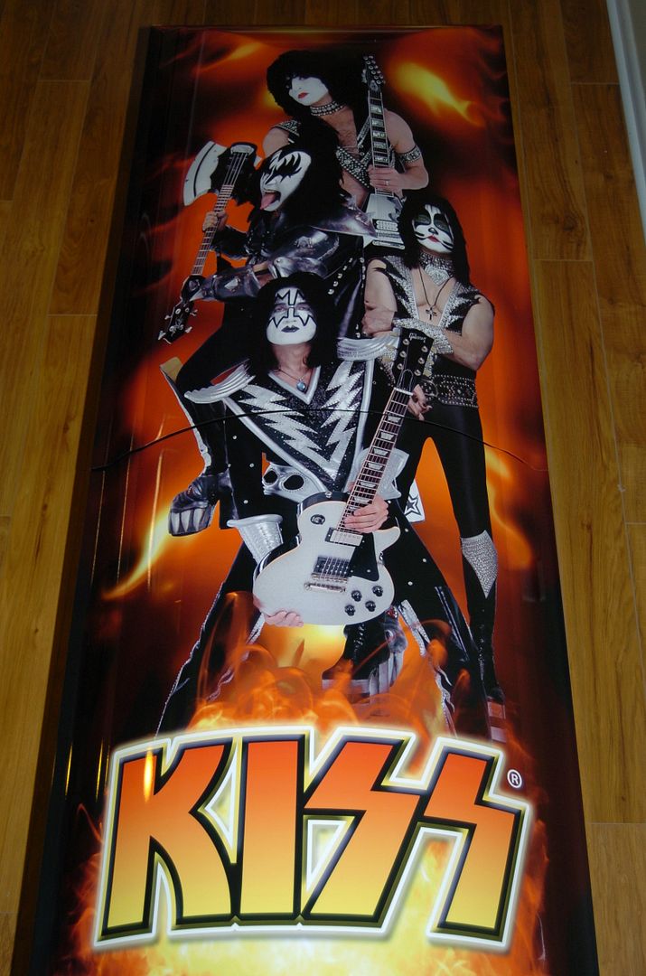 KISS Kasket 2011 Coffin Casket *** RARE*** Memorabilia eBay